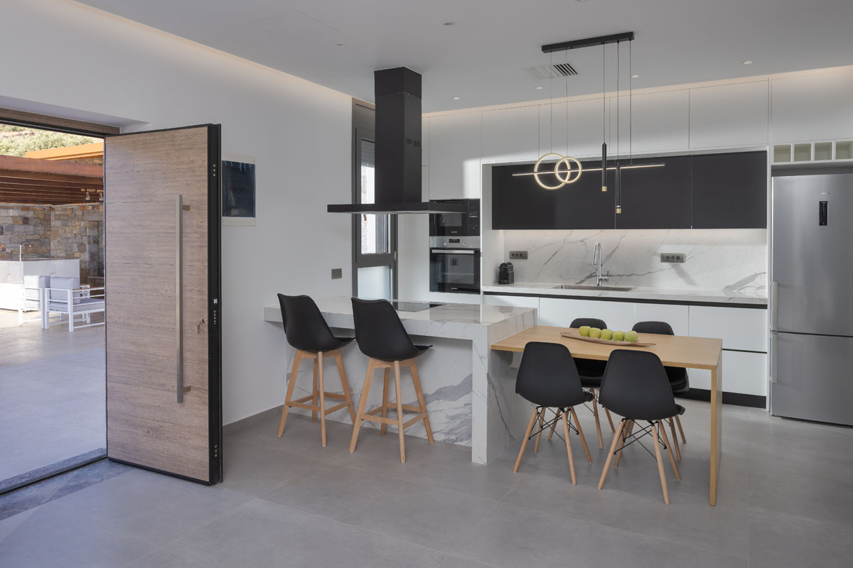Zeus Luxury Villas